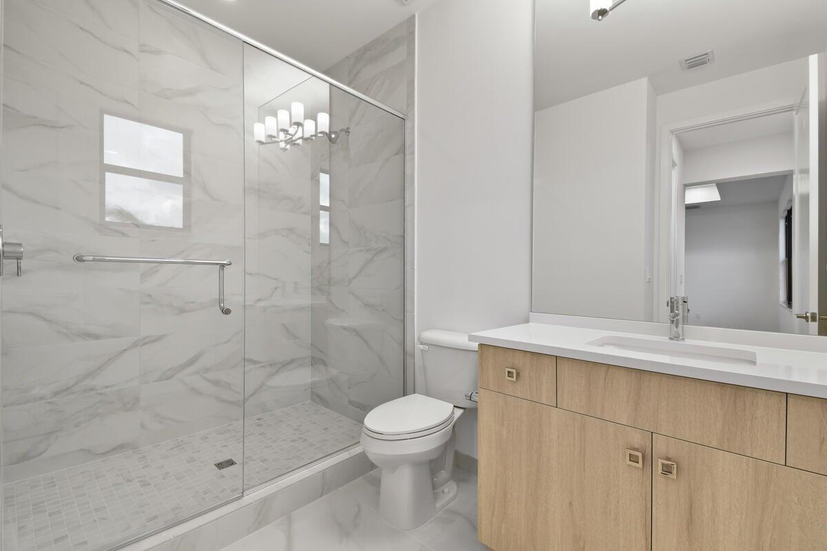 8358 Fishers Island