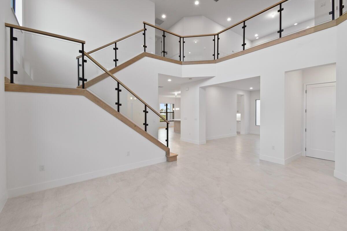 8358 Fishers Island