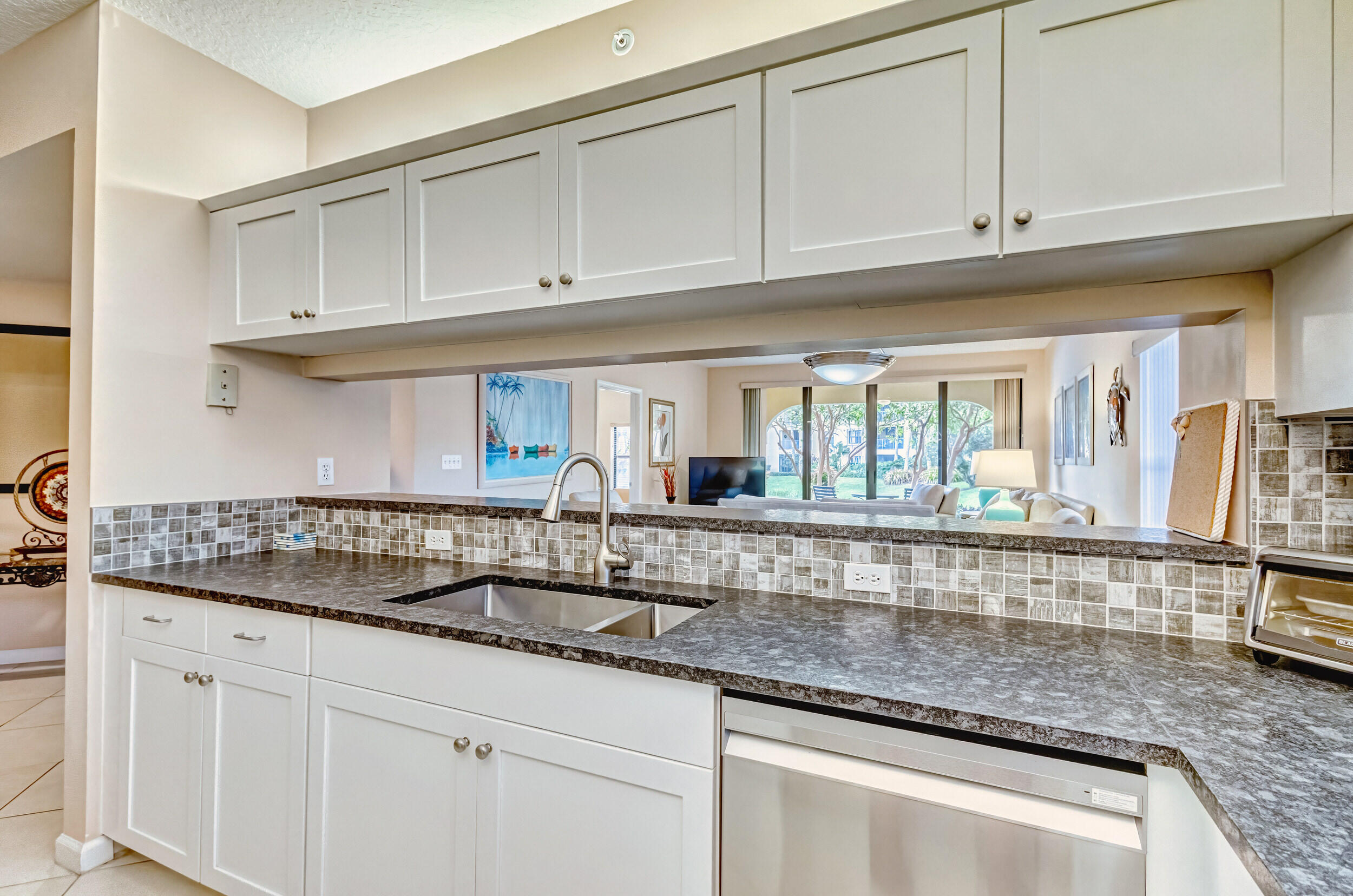 200 Uno Lago Drive 105