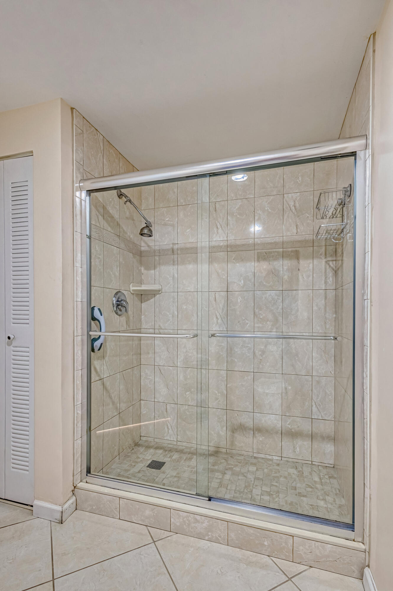 200 Uno Lago Drive 105