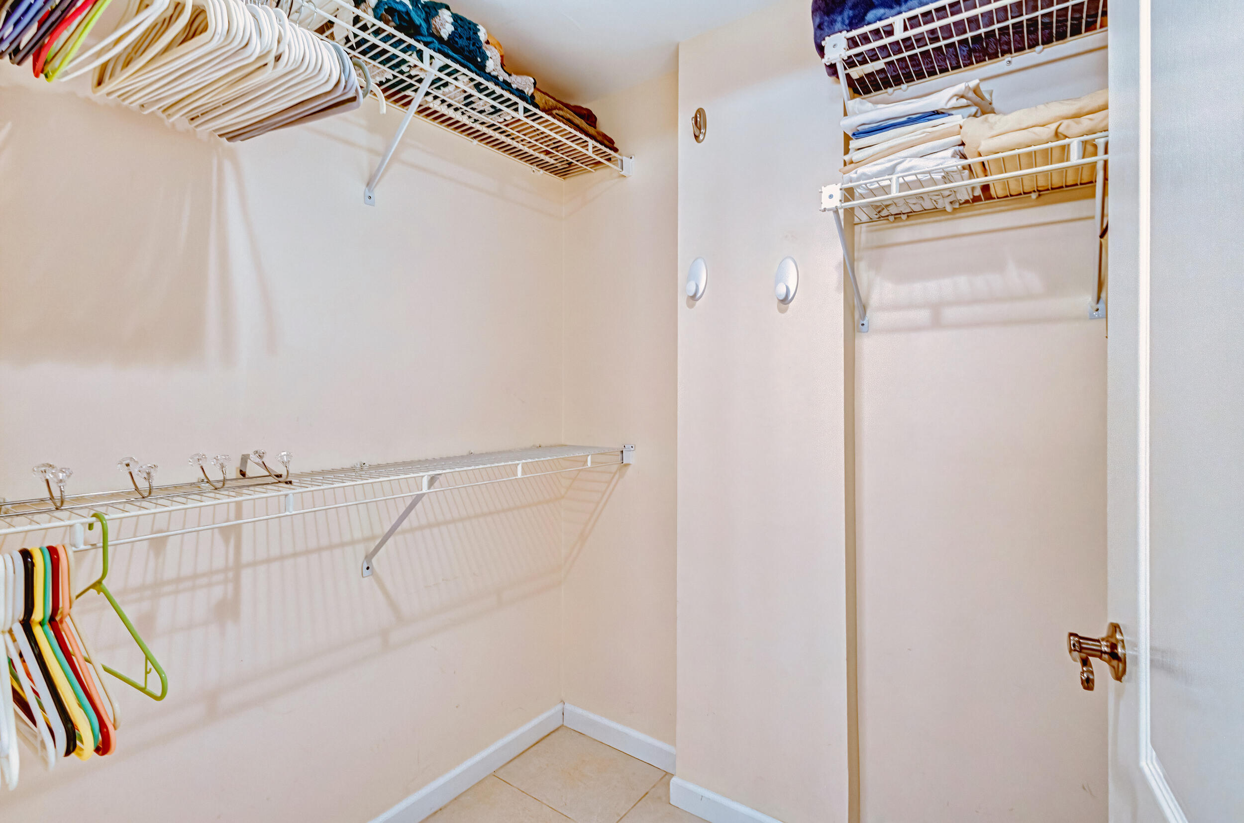 200 Uno Lago Drive 105