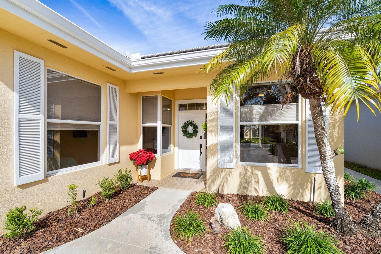 8701 Wakefield Drive, Palm Beach Gardens