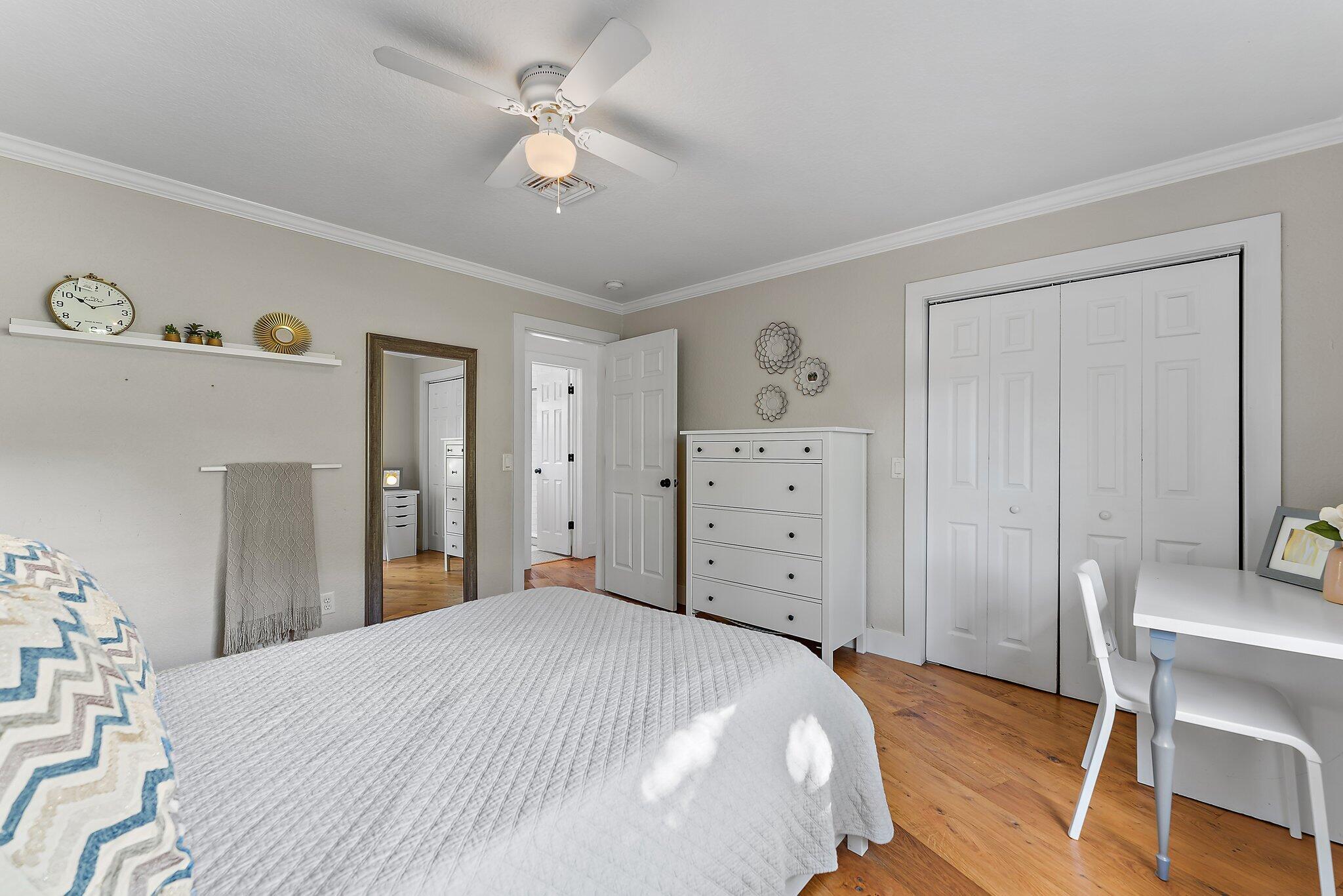 5692 Pennock Point Road