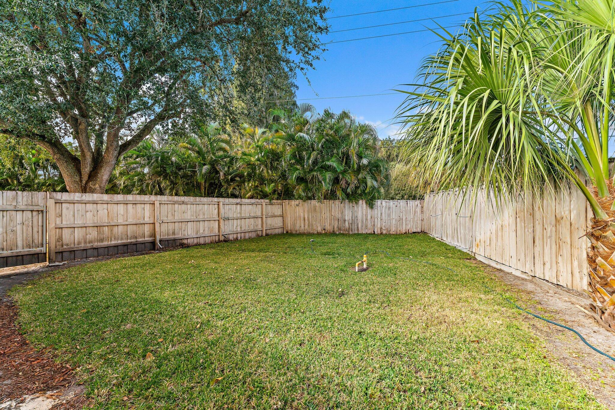 5692 Pennock Point Road