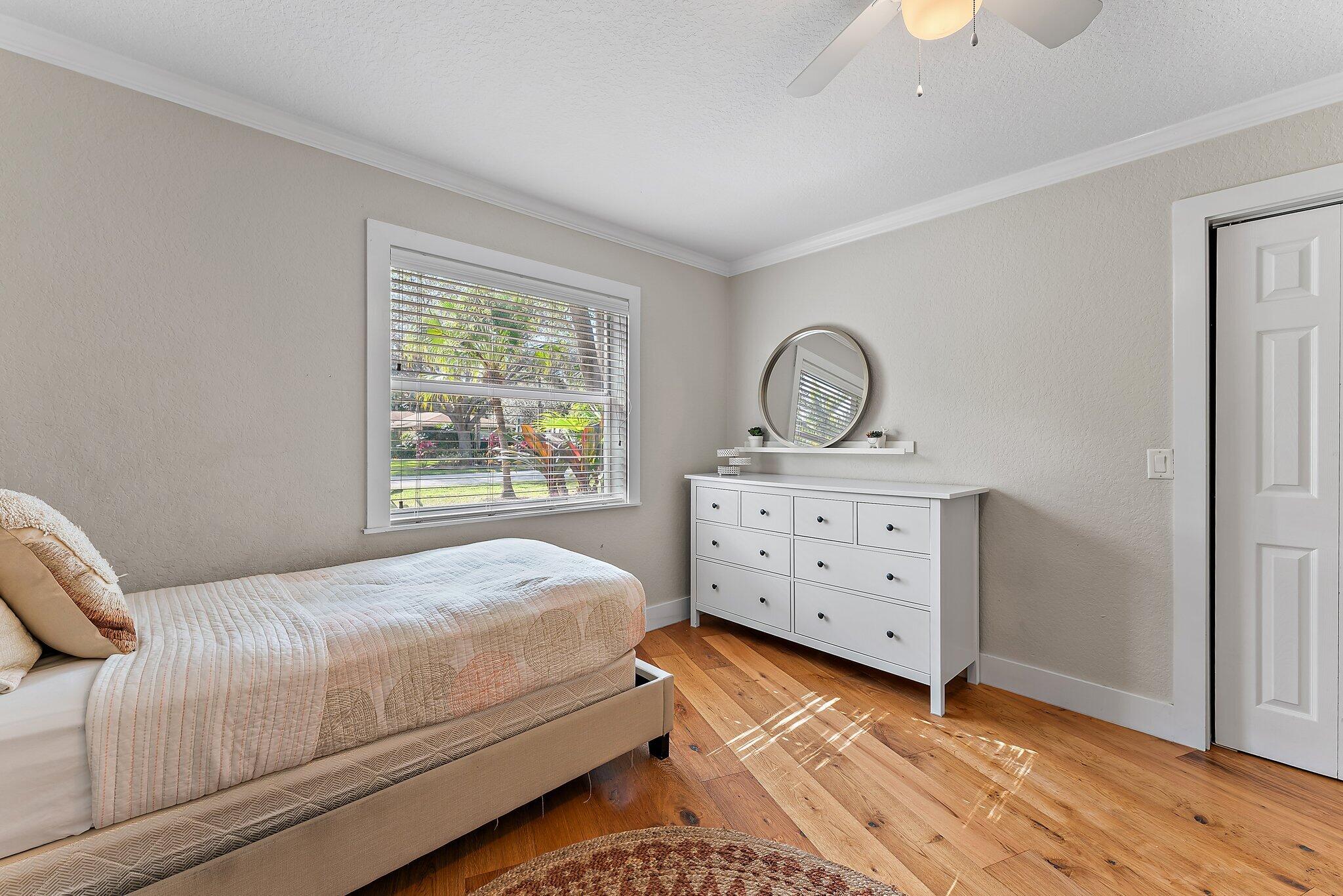 5692 Pennock Point Road