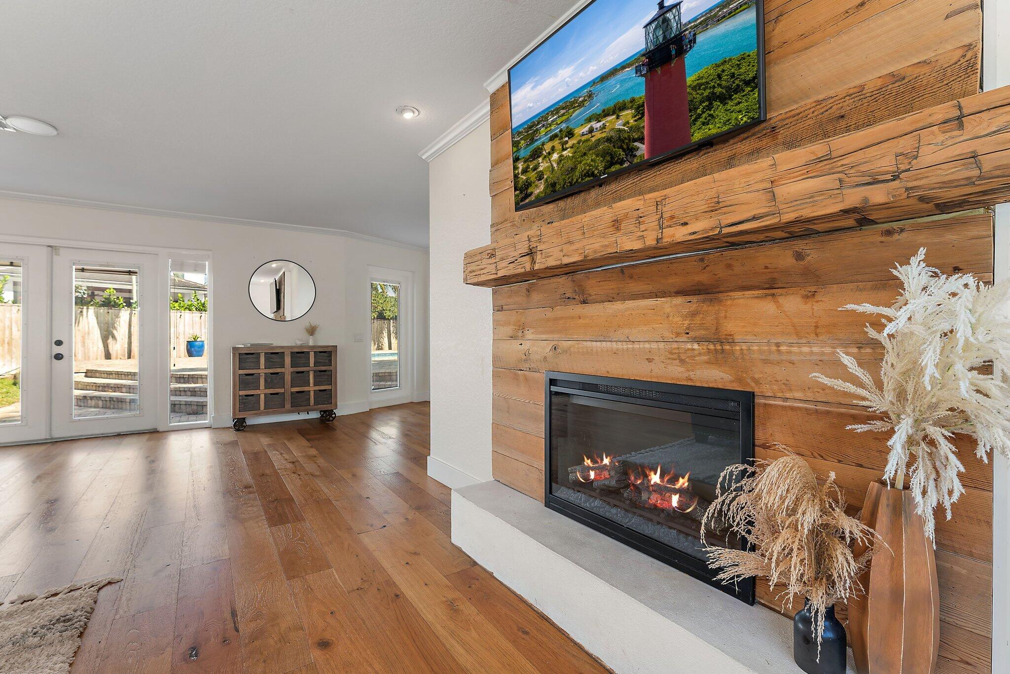 5692 Pennock Point Road