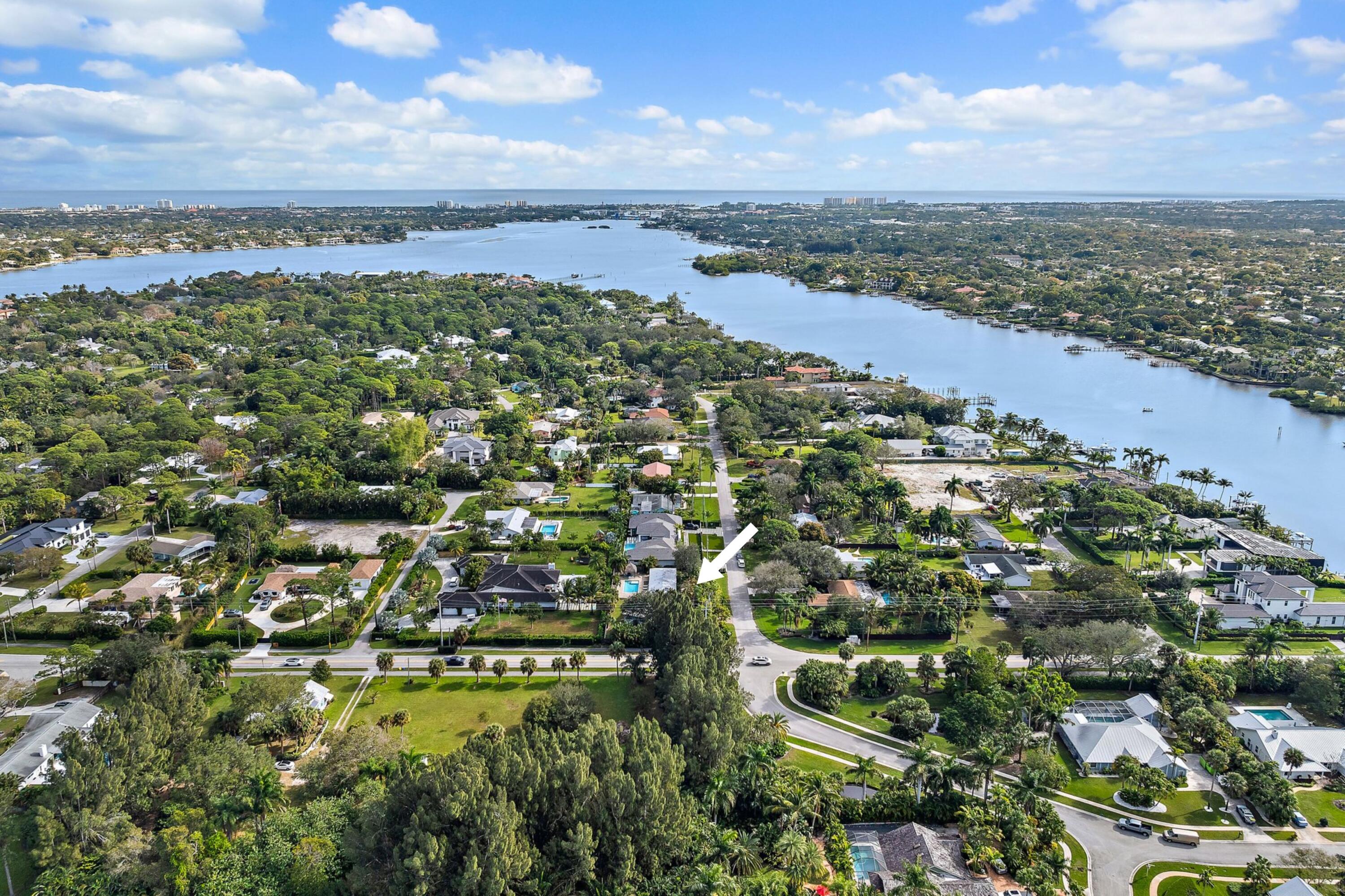 5692 Pennock Point Road