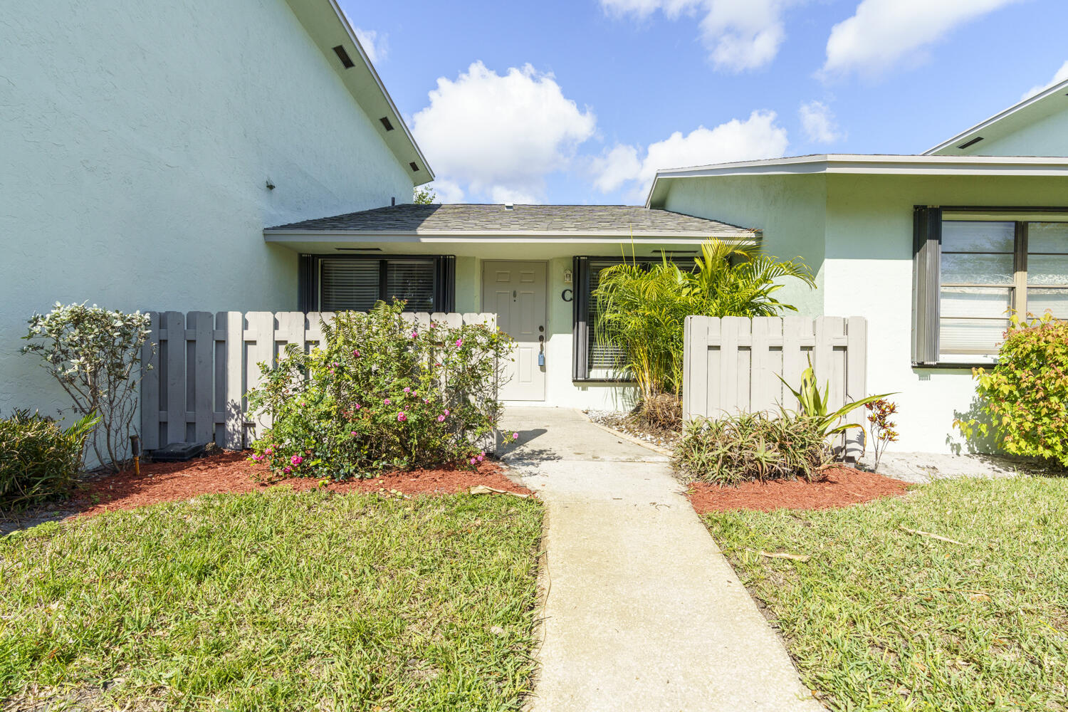 431 Lakes Boulevard 2120 C
