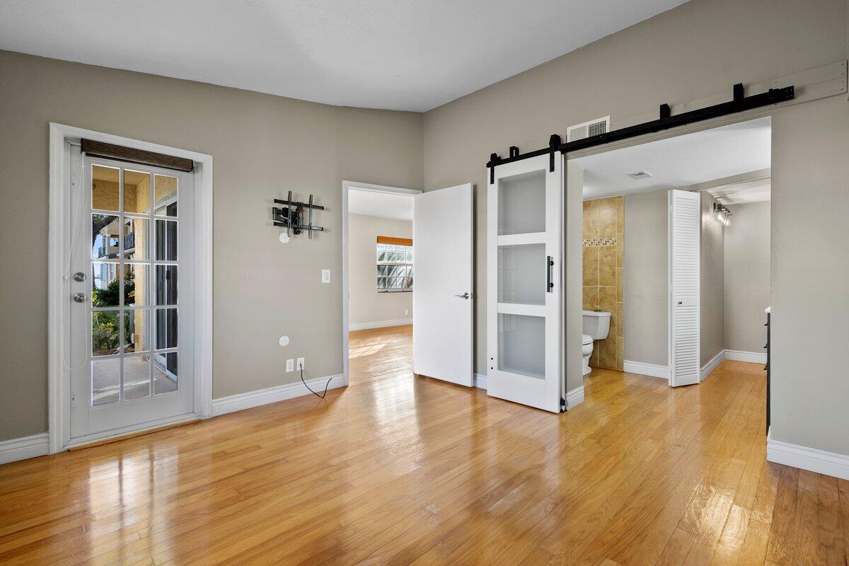 1145 Lake Shore Drive 101