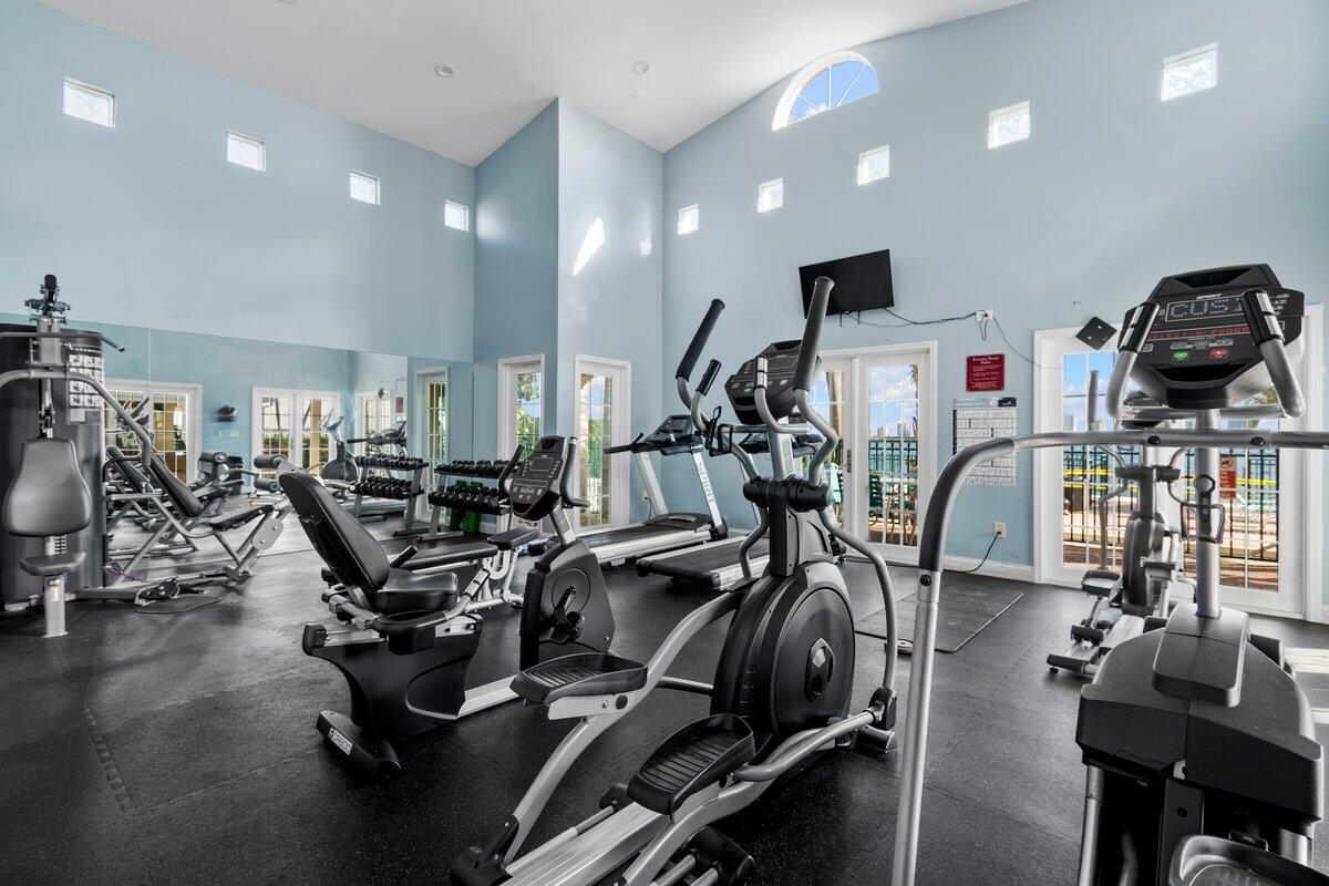 1145 Lake Shore Drive 101
