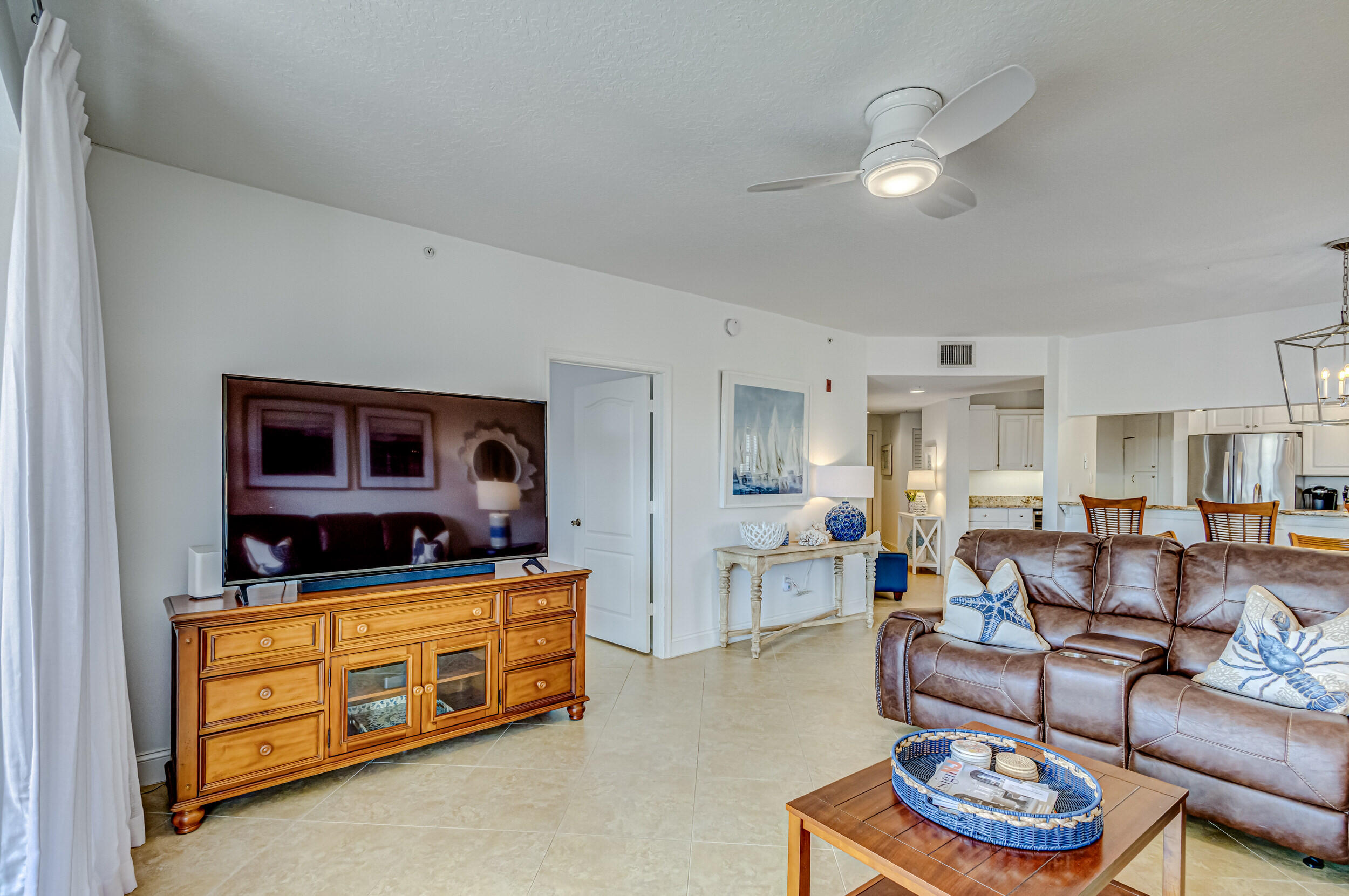 100 Uno Lago Drive 401