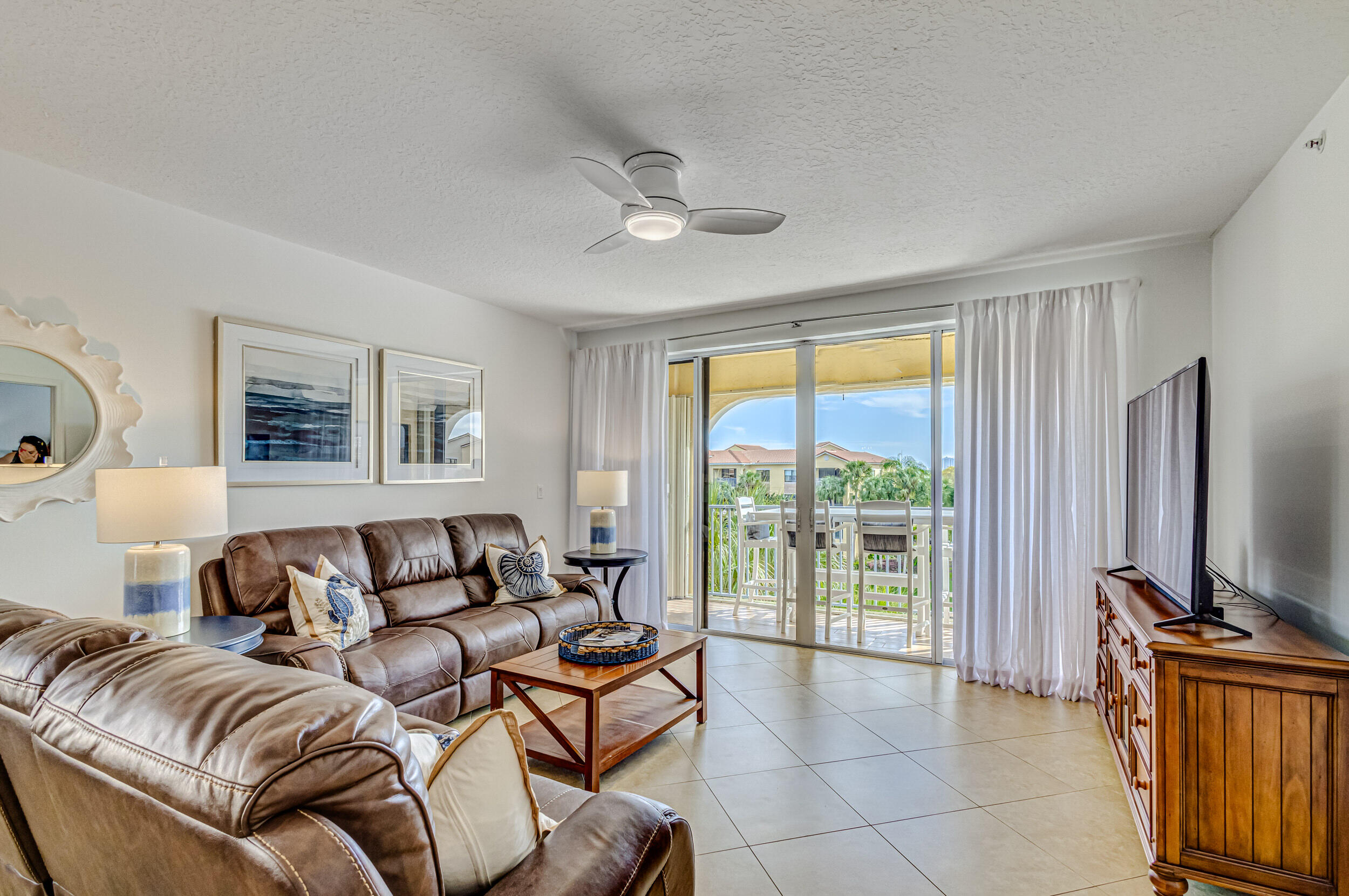 100 Uno Lago Drive 401