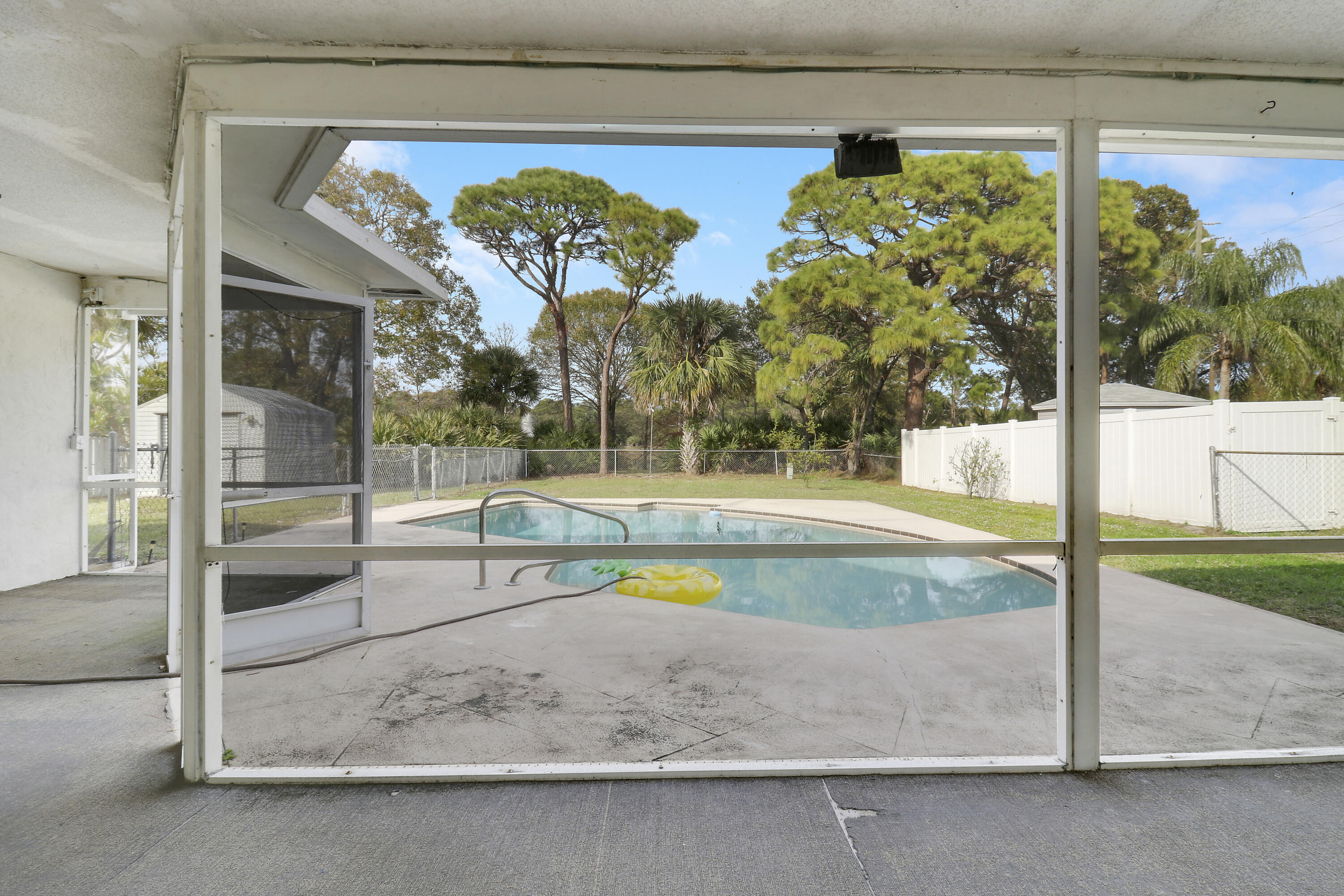 503 Oak Terrace