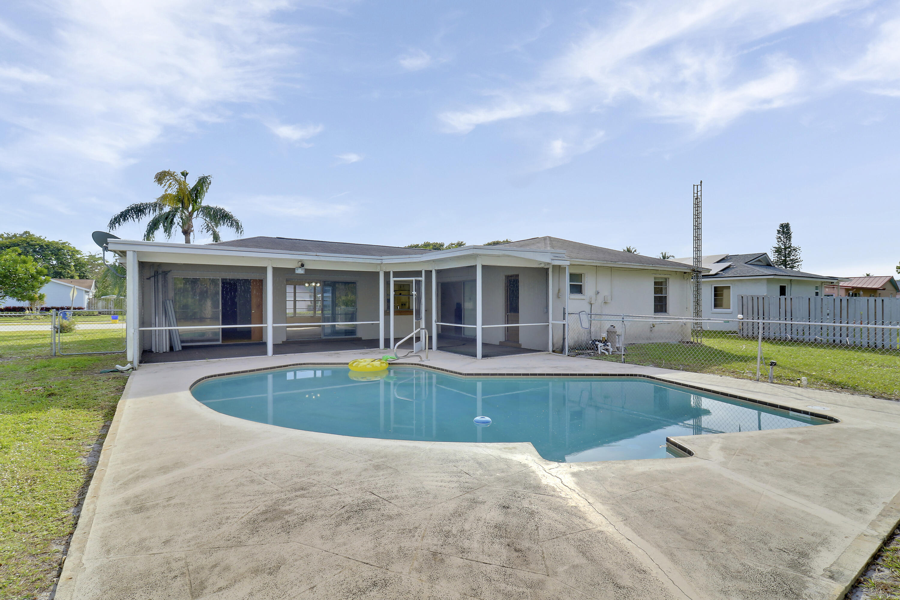 503 Oak Terrace