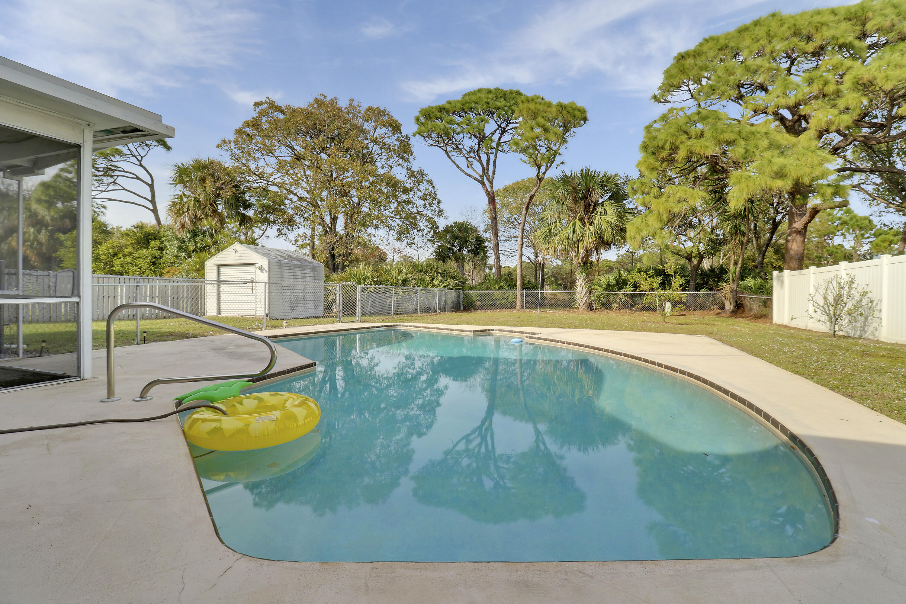 503 Oak Terrace