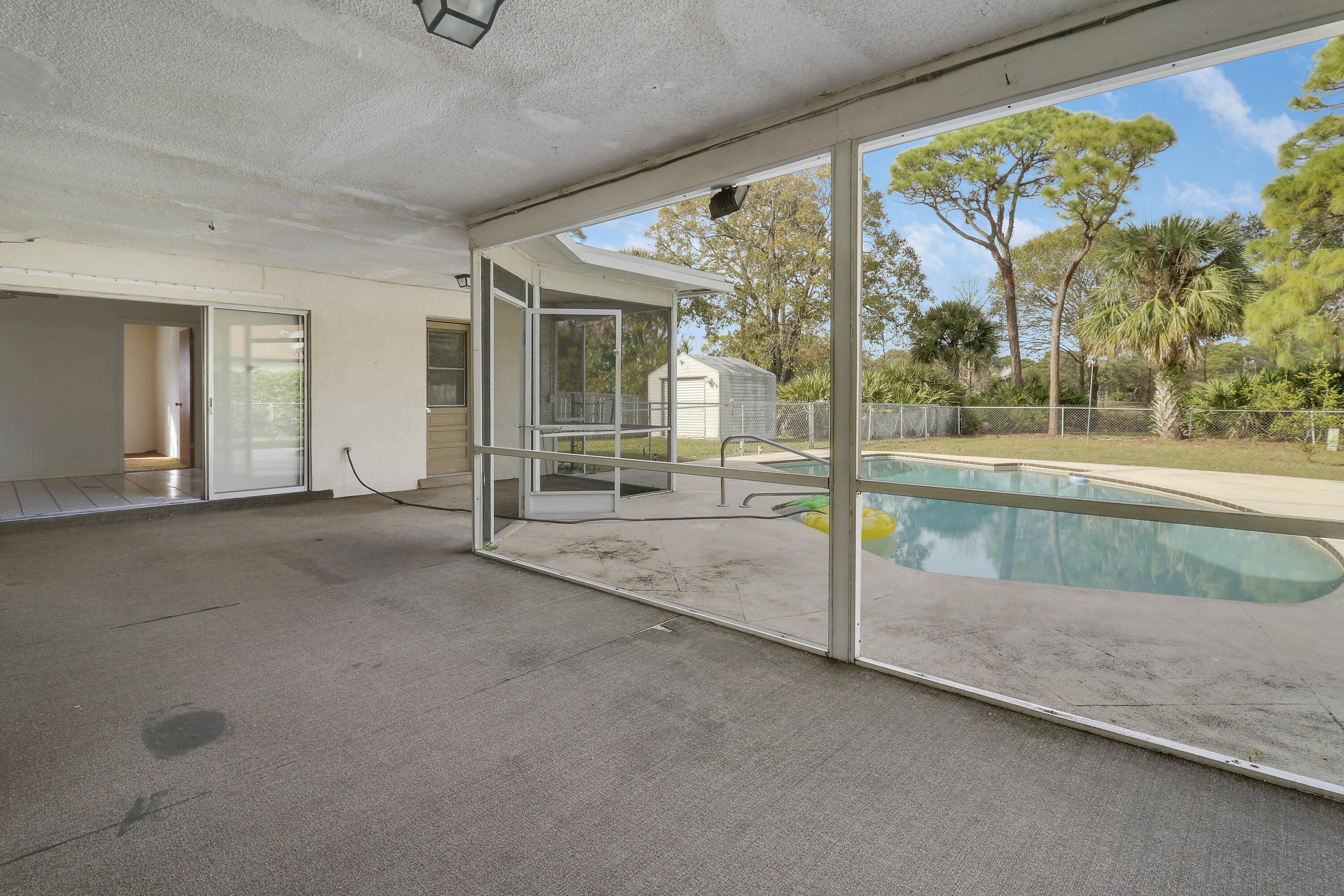 503 Oak Terrace