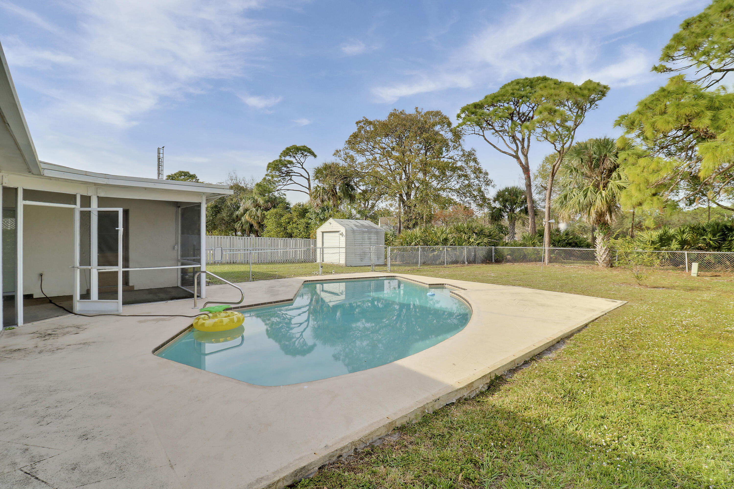 503 Oak Terrace