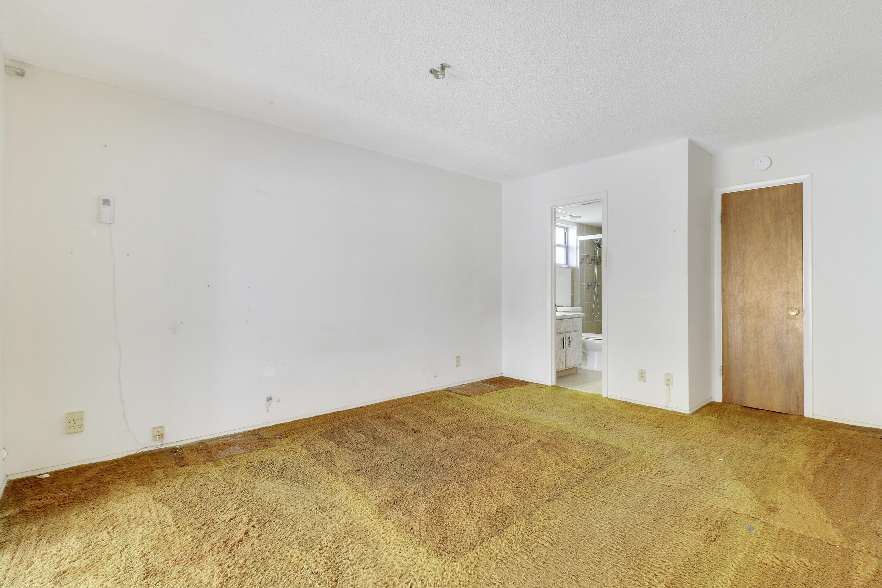 503 Oak Terrace