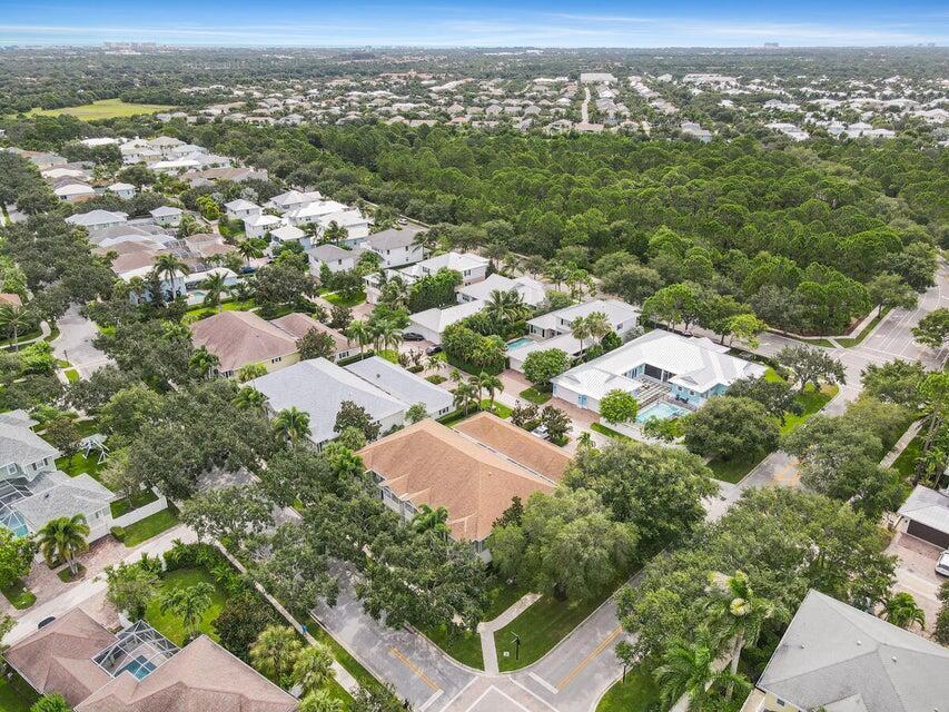 2785 E Community Drive