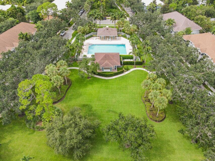 2785 E Community Drive