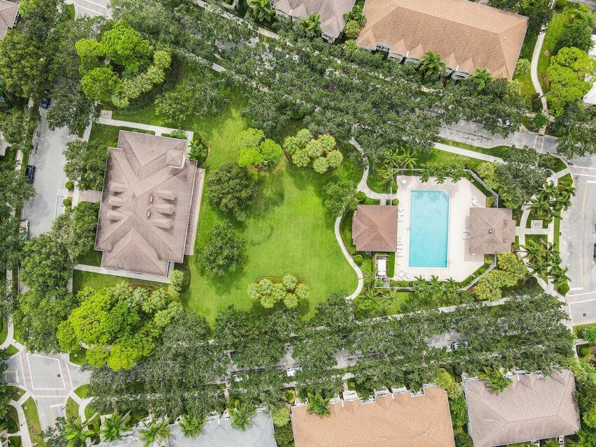 2785 E Community Drive
