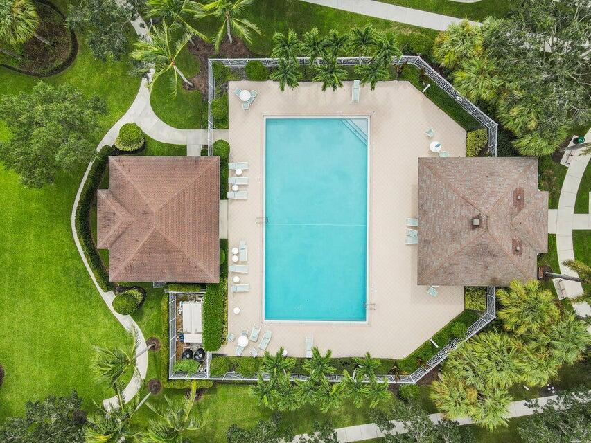2785 E Community Drive