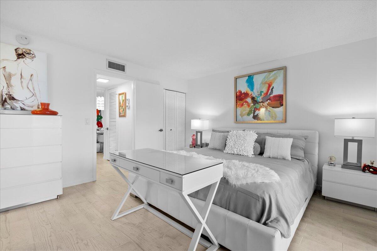 104 Wellington B