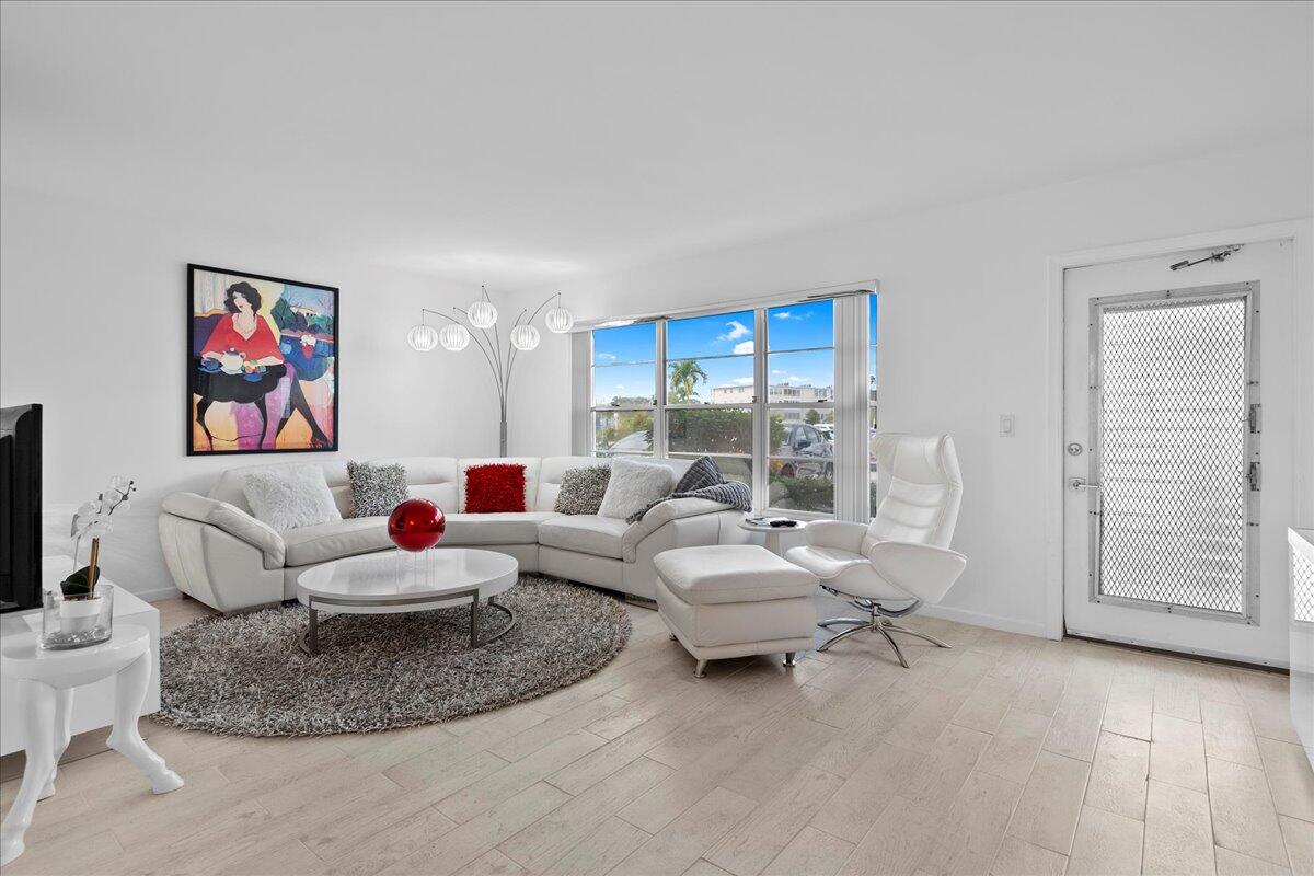 104 Wellington B