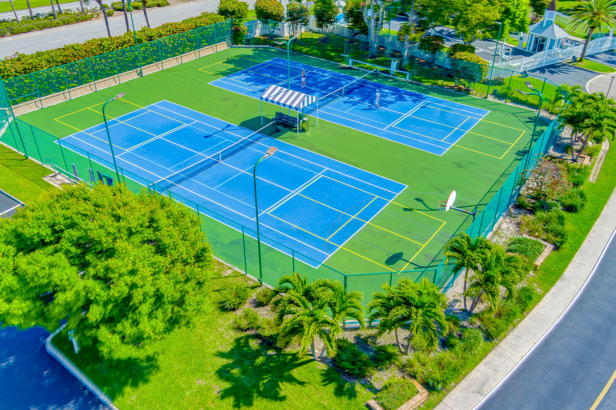 716 Ocean Dunes Circle