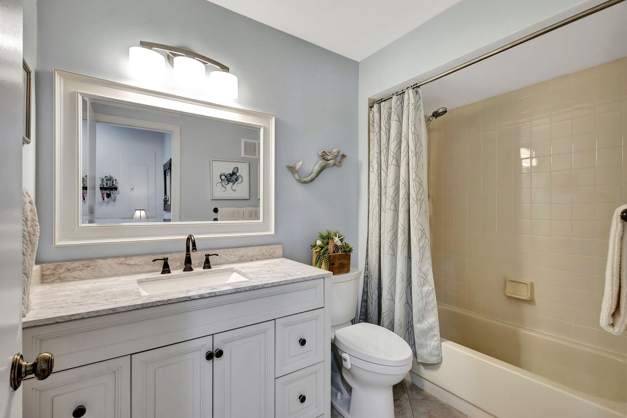 716 Ocean Dunes Circle