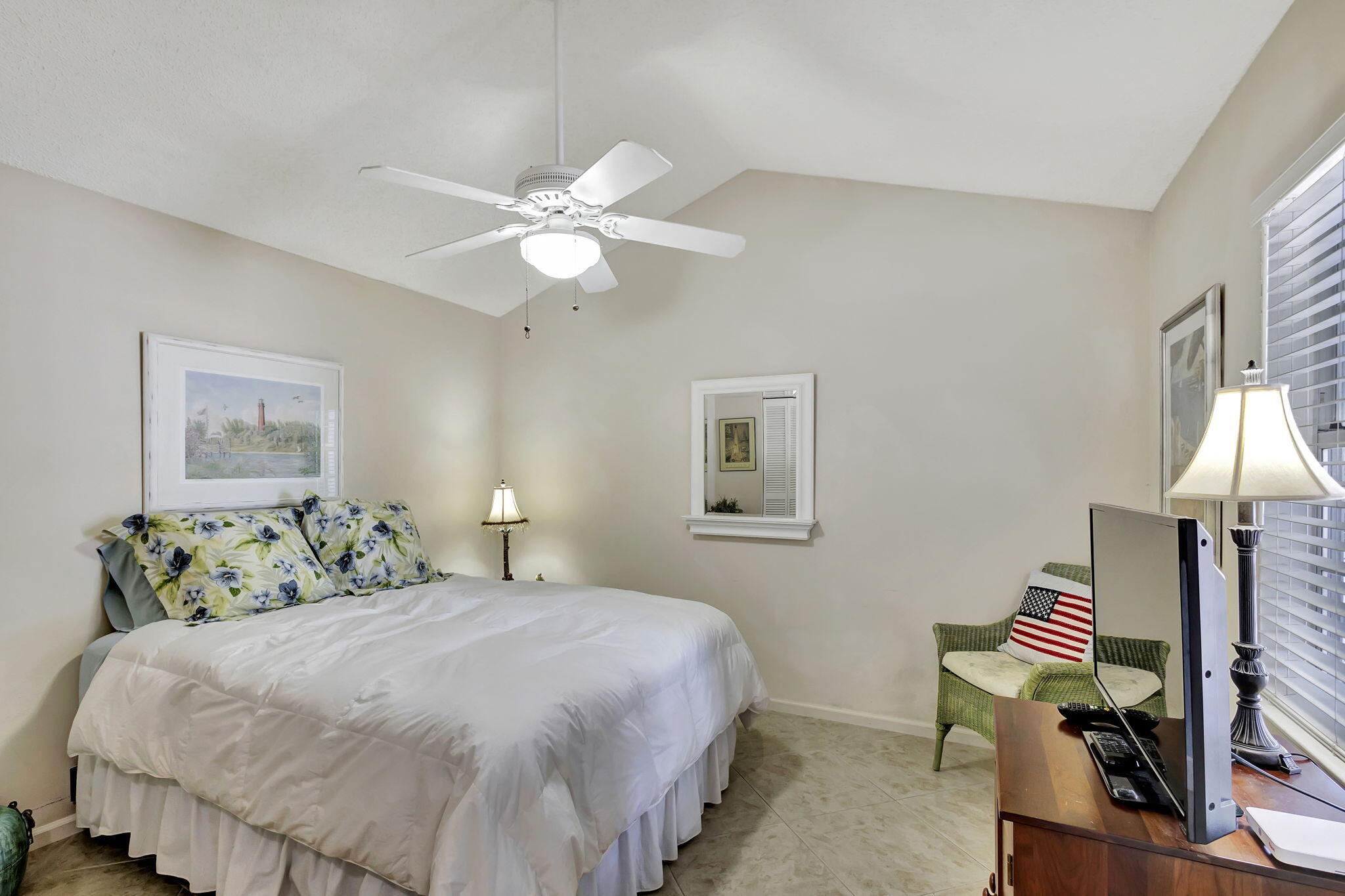 716 Ocean Dunes Circle