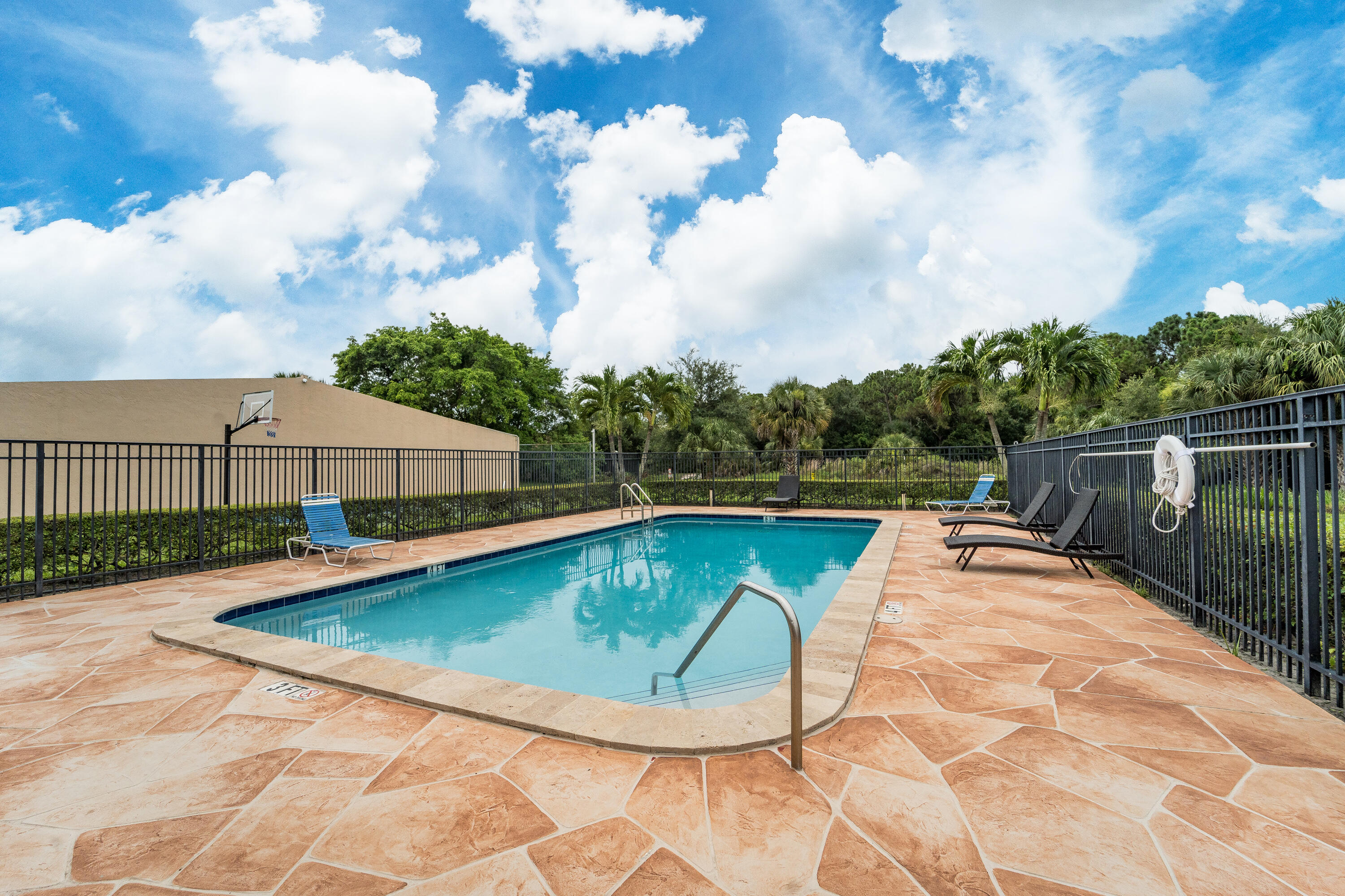 5600 Eagle Lake Drive