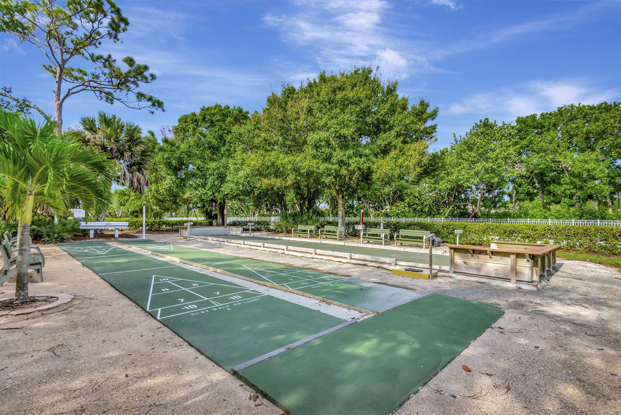 18081 SE Country Club Drive 18-172