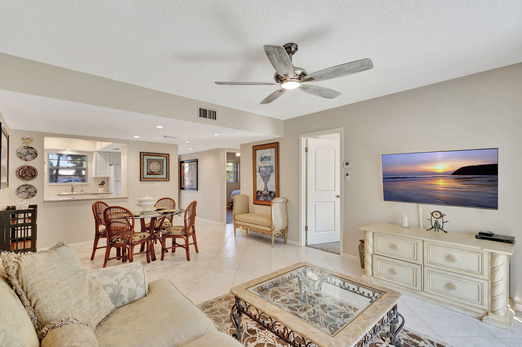 18081 SE Country Club Drive 18-172