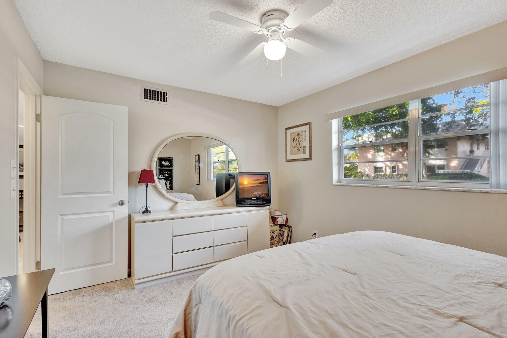 18081 SE Country Club Drive 18-172