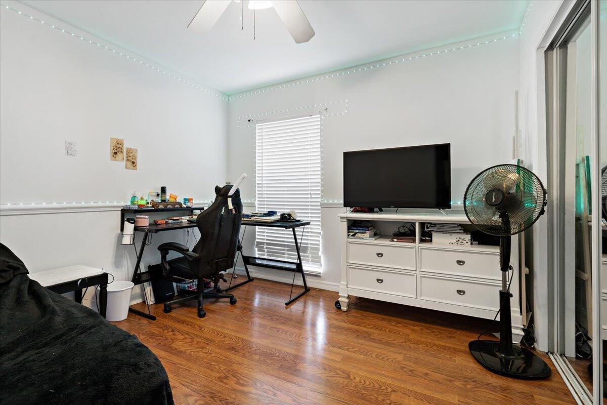 1112 Fernlea Drive
