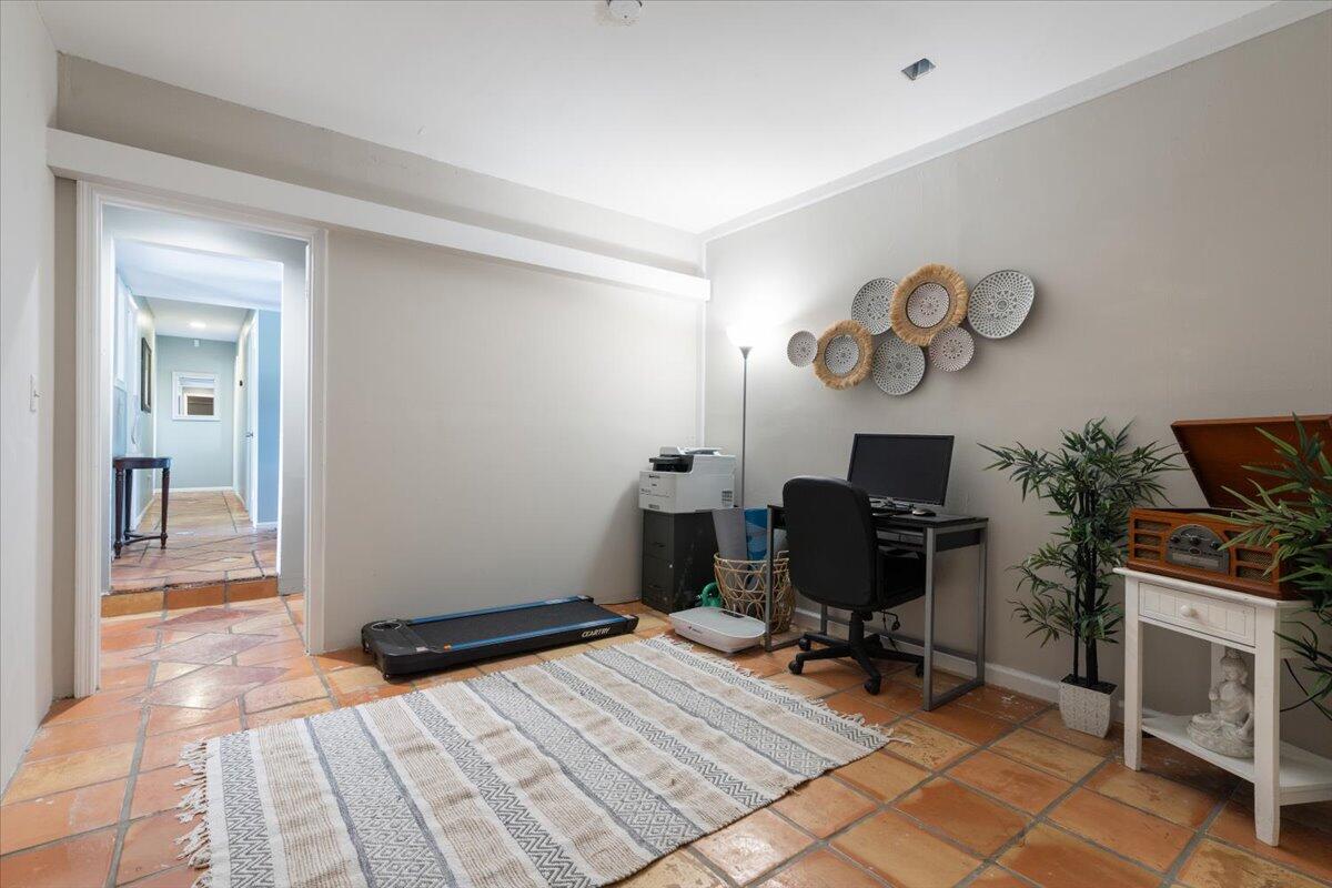 1112 Fernlea Drive