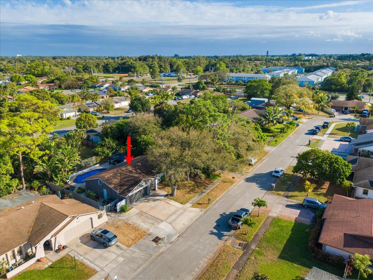 1112 Fernlea Drive