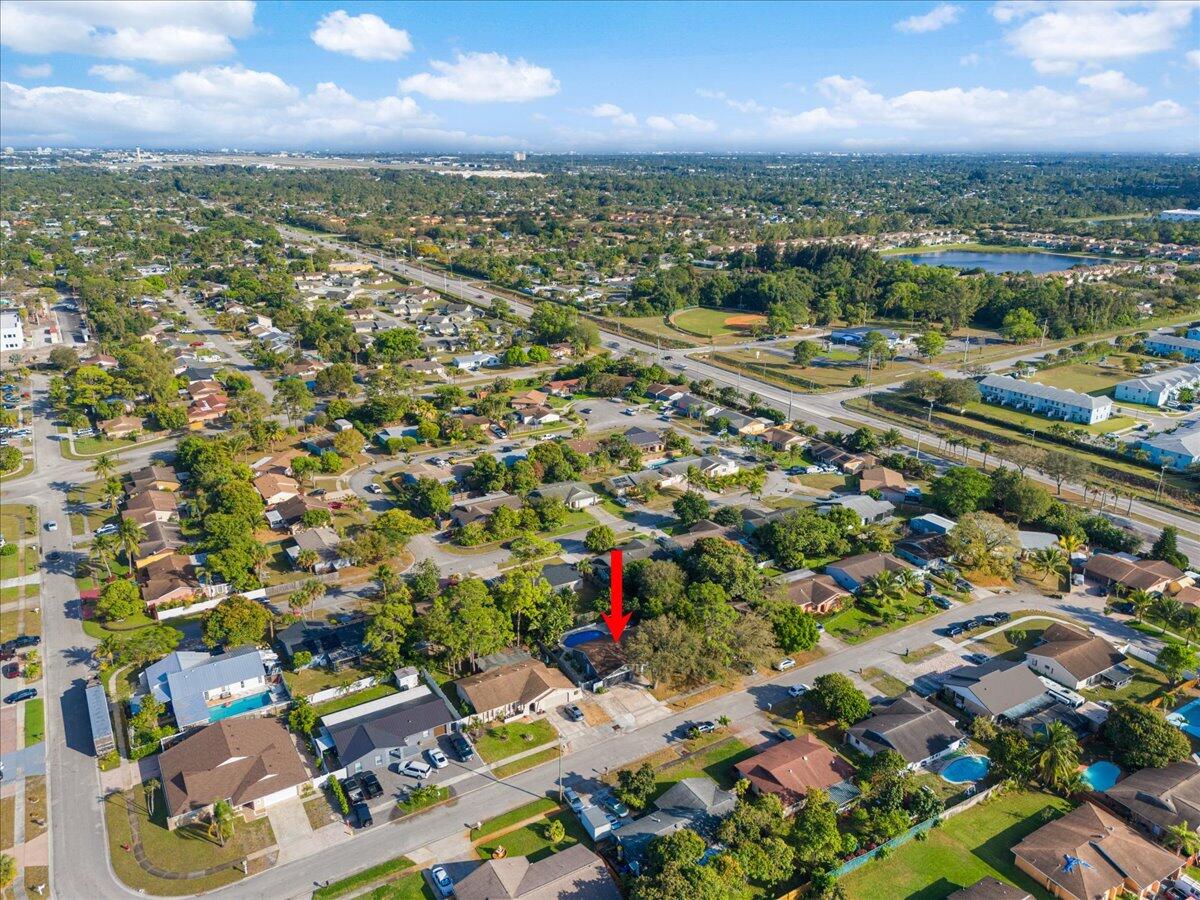 1112 Fernlea Drive