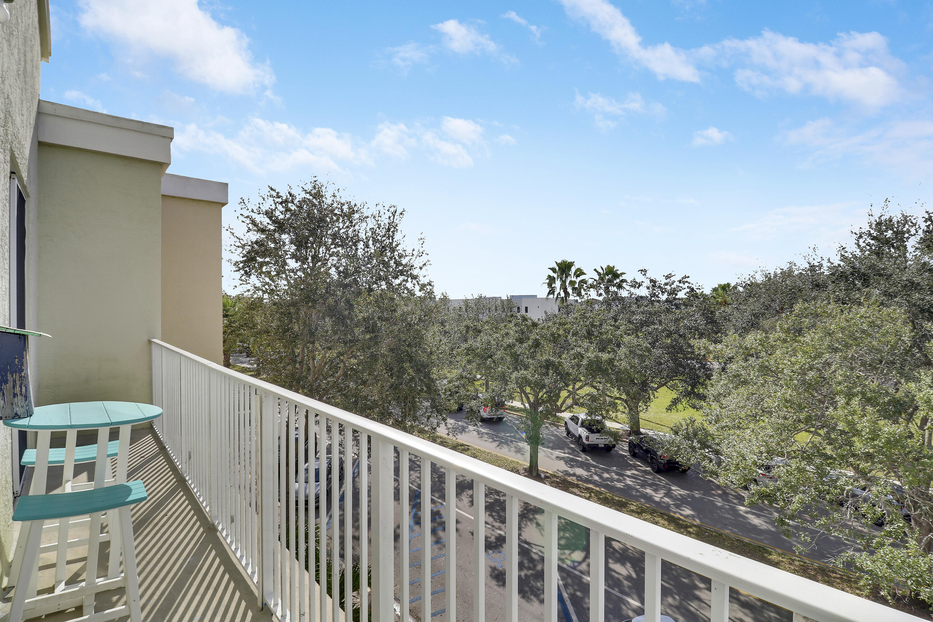 1209 Main Street 304