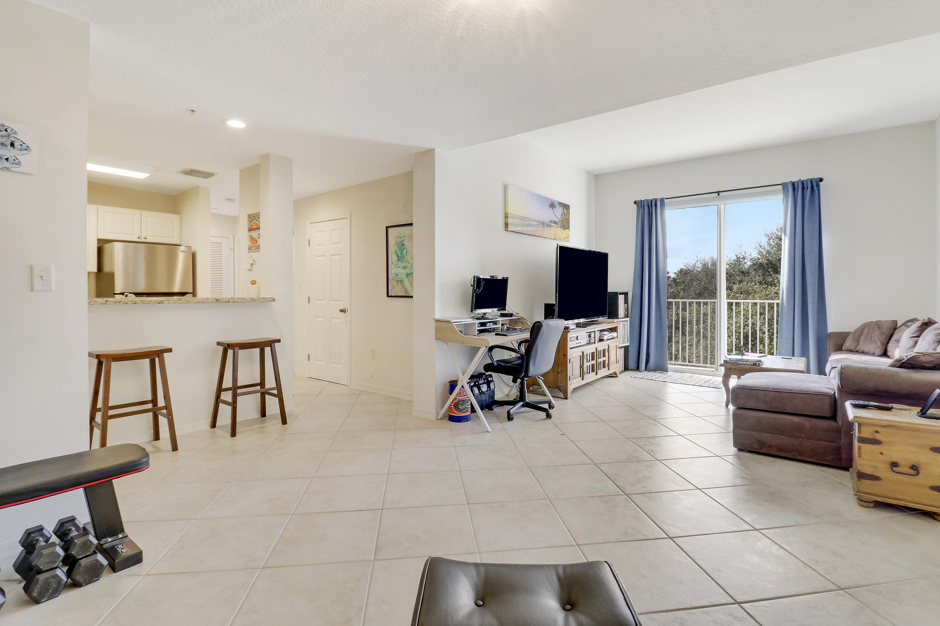 1209 Main Street 304