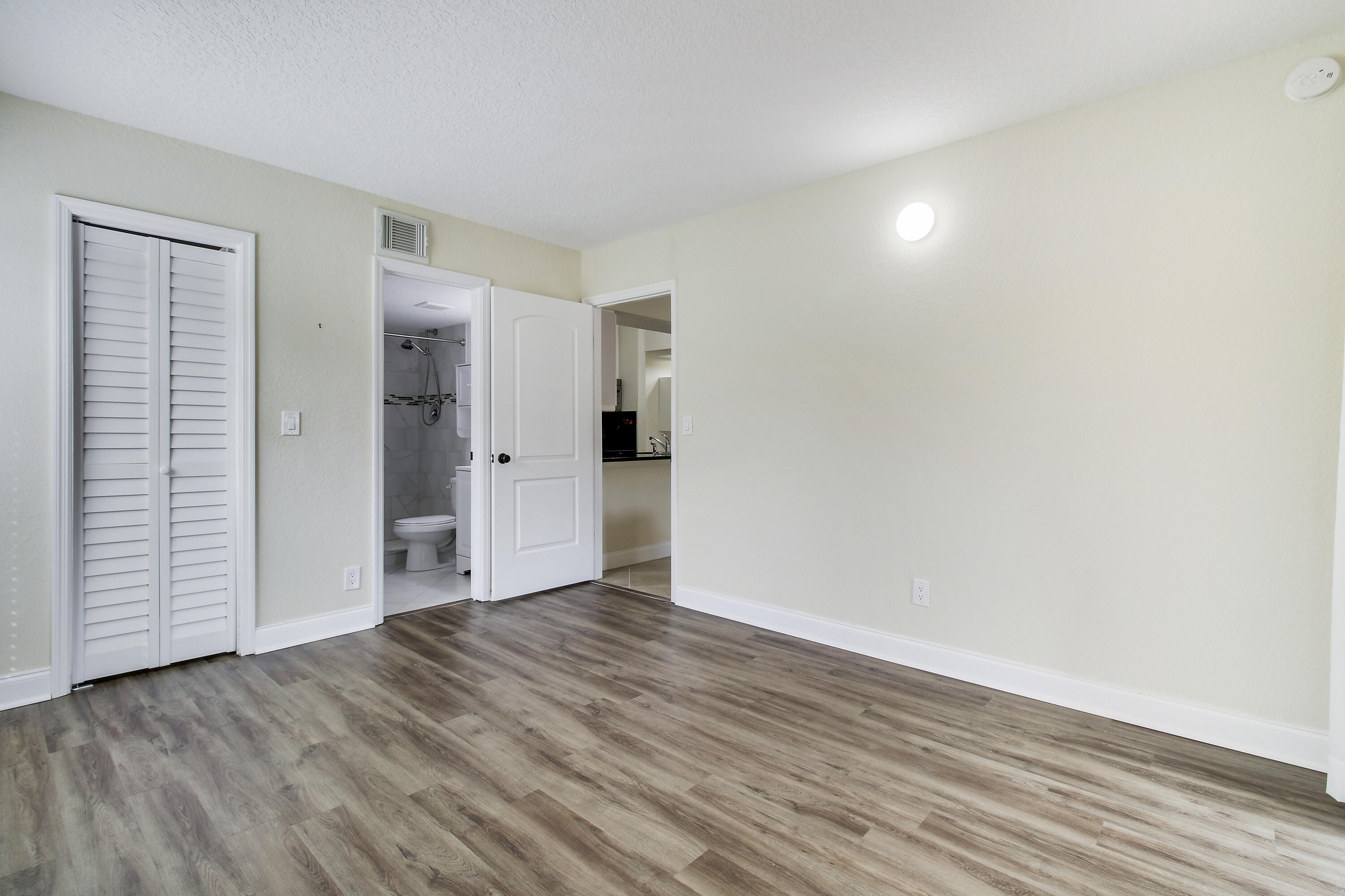 6285 Chasewood Drive A