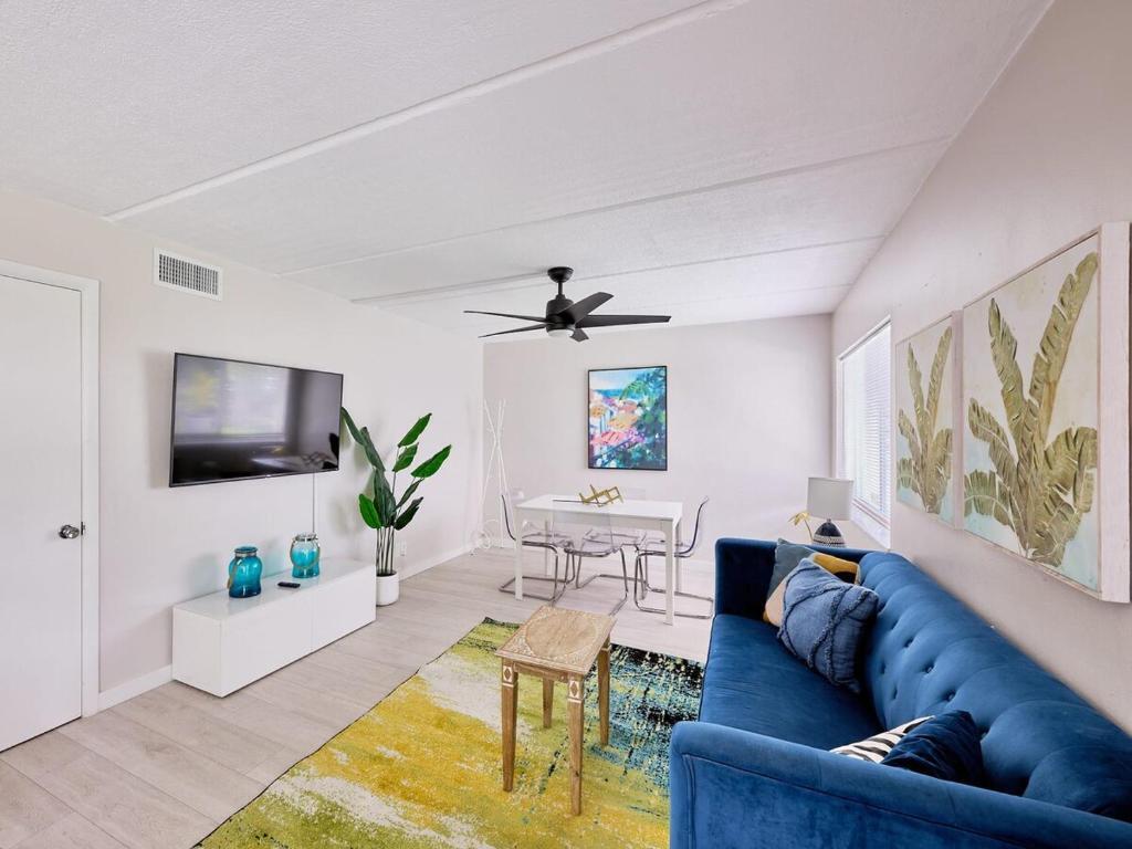 2649 Lake Drive 1