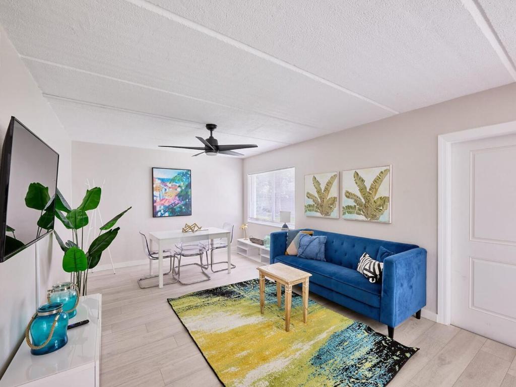 2649 Lake Drive 1
