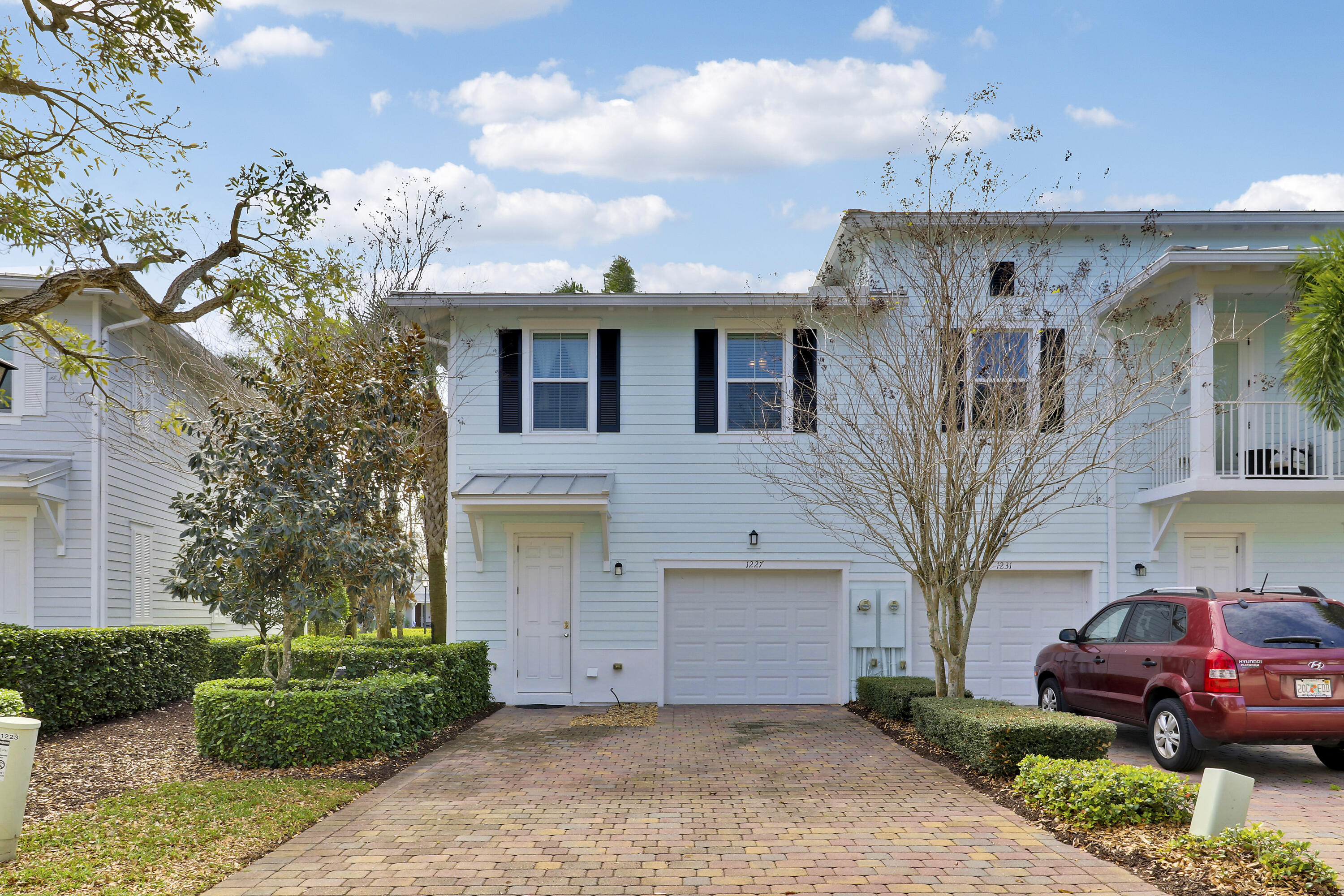 1227 N Community Drive