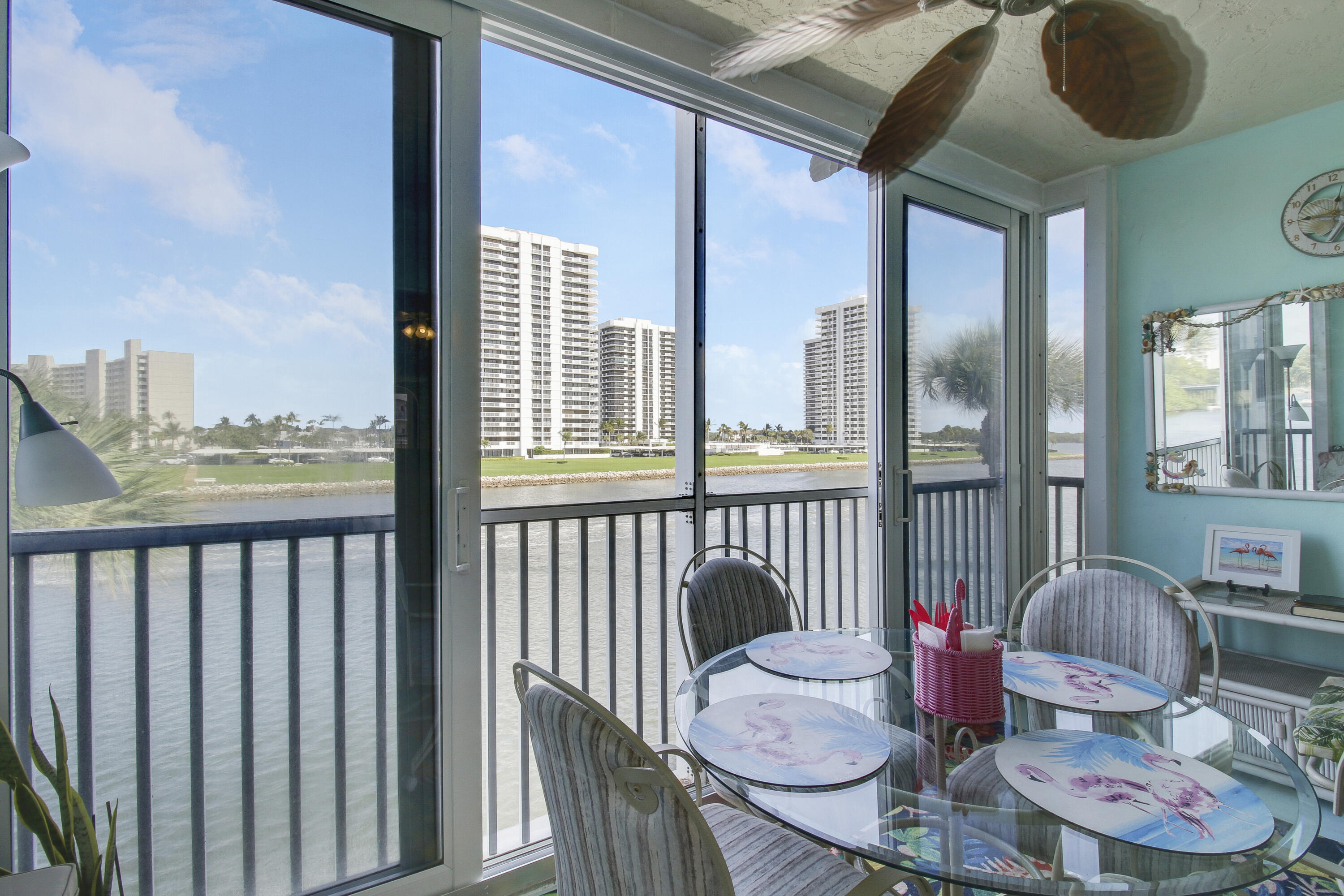 20 Yacht Club Drive 309