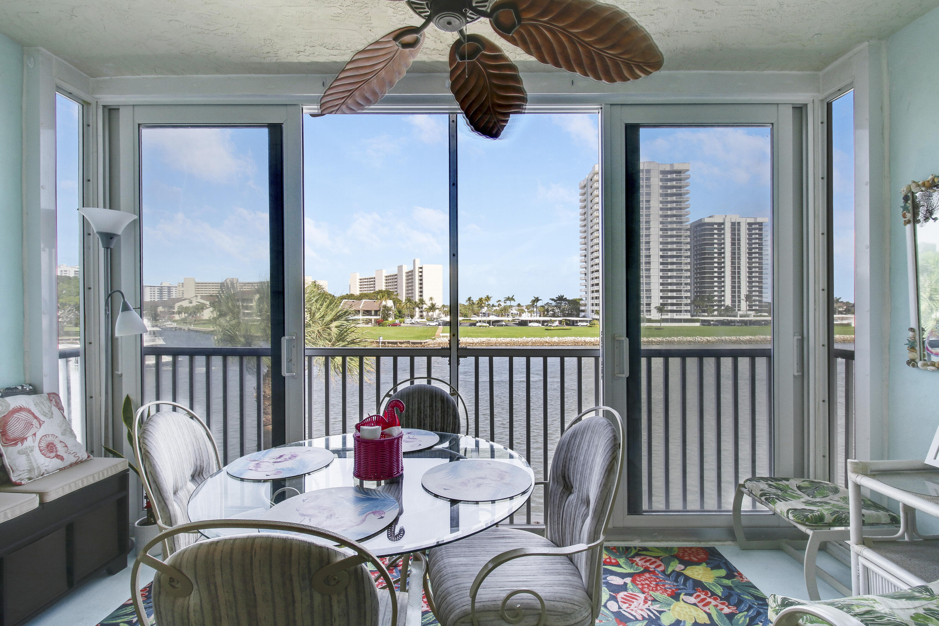 20 Yacht Club Drive 309