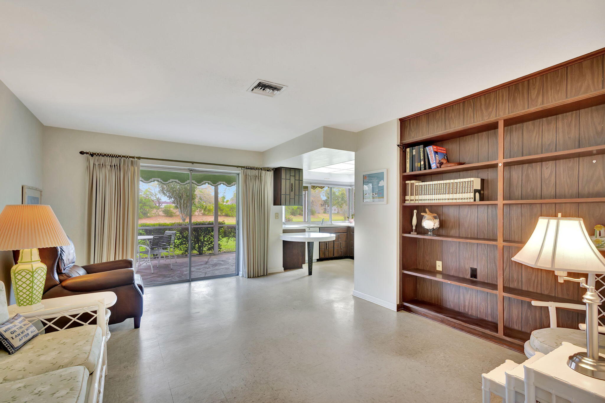 10316 Seagrape Way