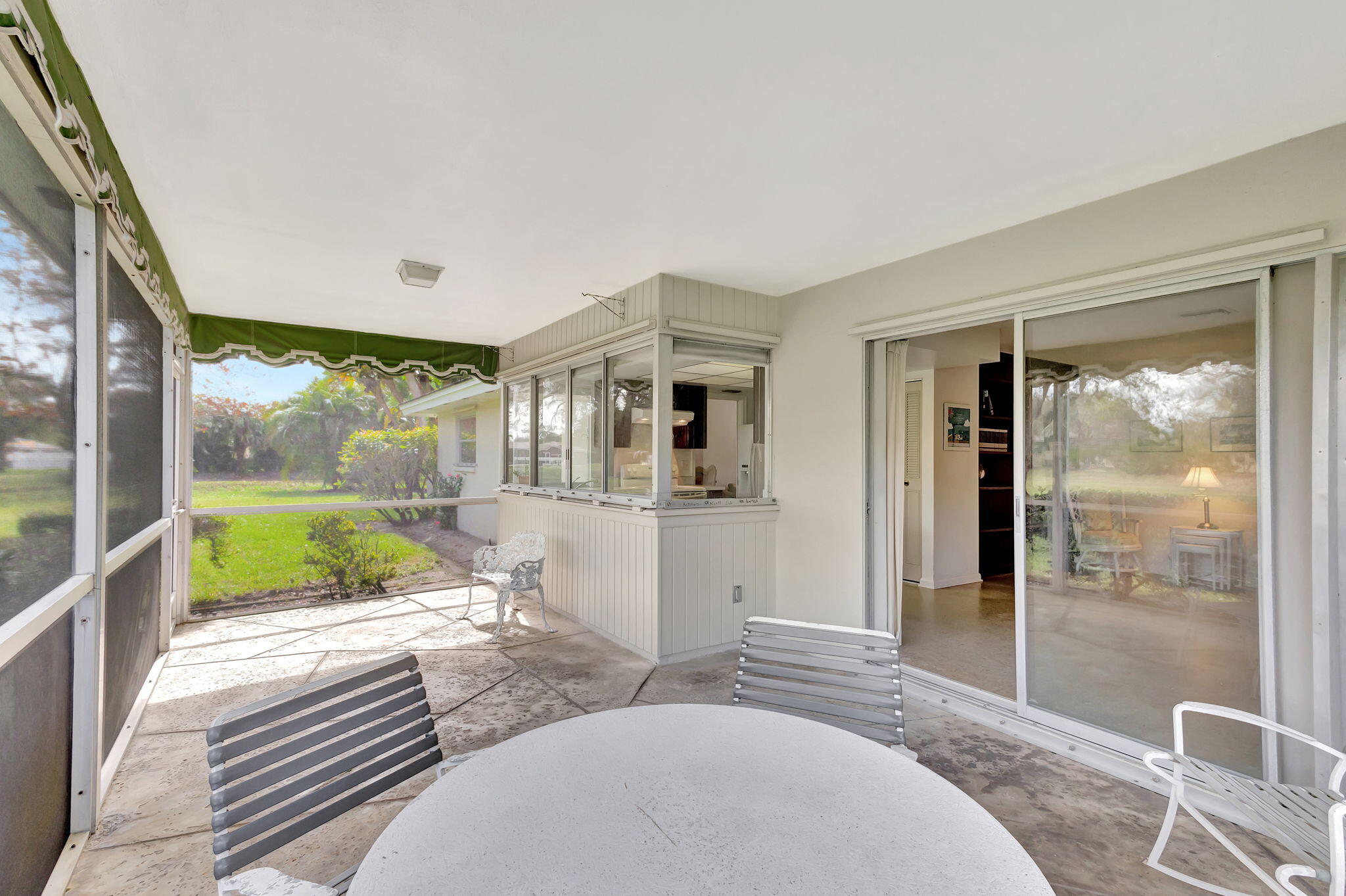 10316 Seagrape Way