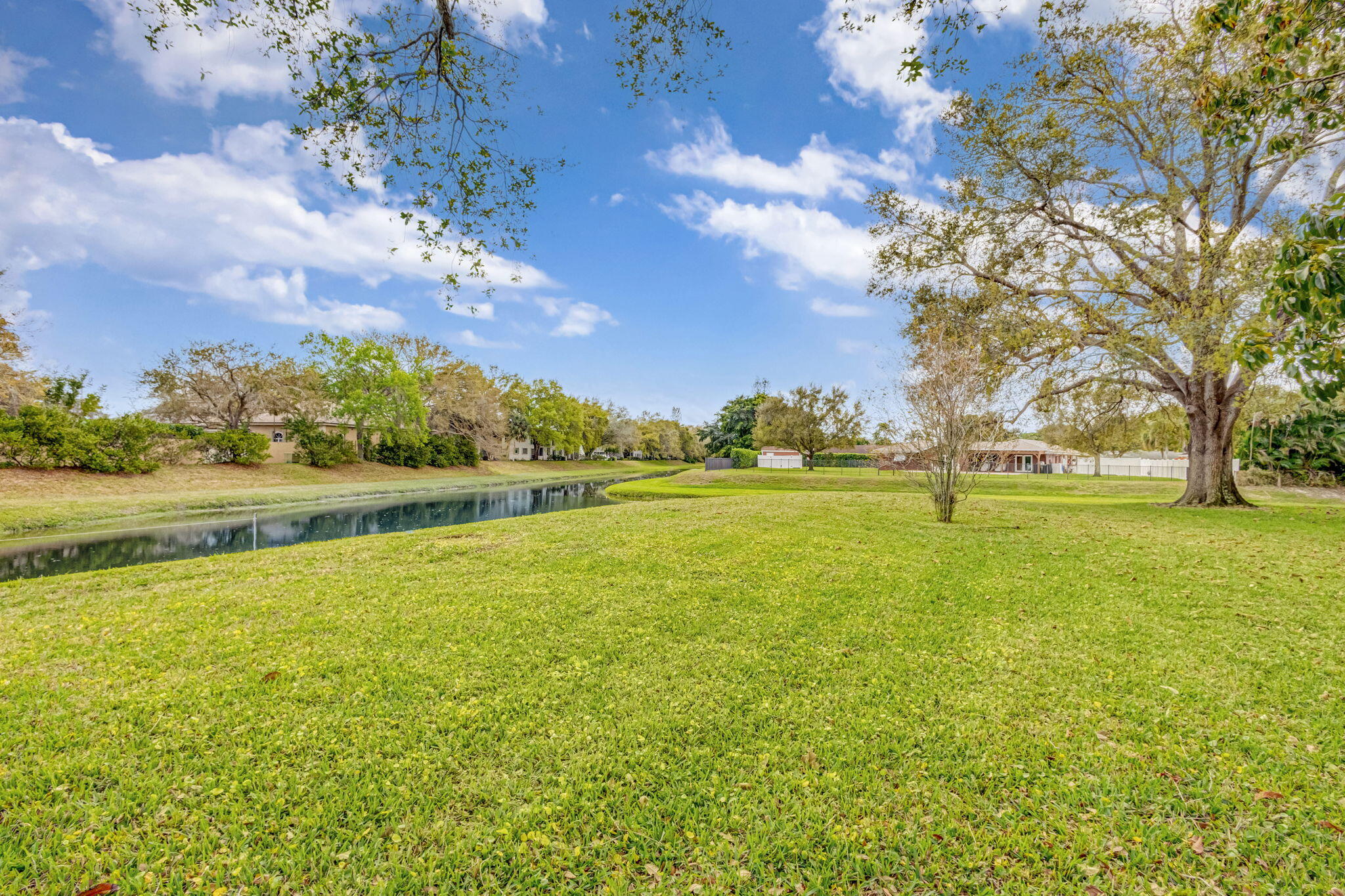 10316 Seagrape Way